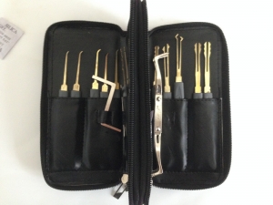  LOCKSMITH TOOLS_Ajustable Cross Picks 14 in 1