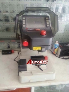 Electronic Key Cutting Machine